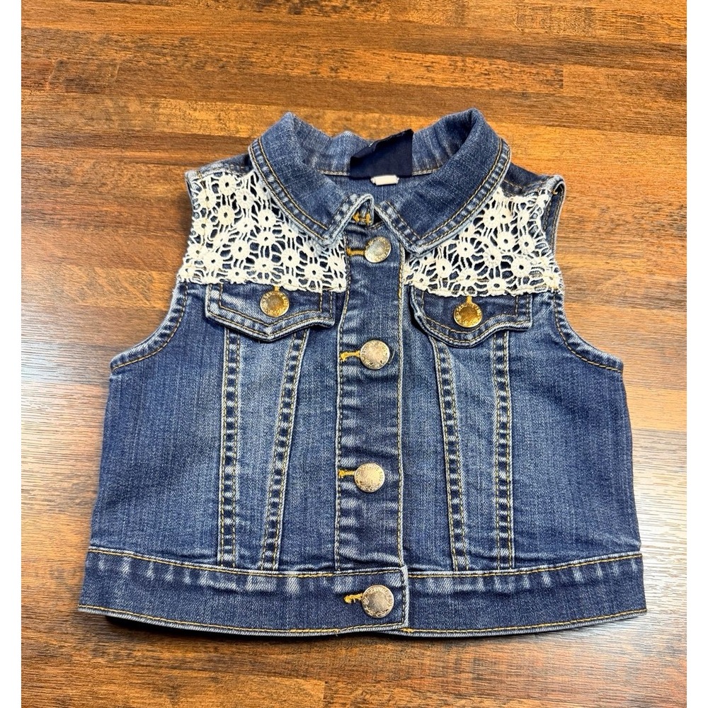 Vintage Oskkosh Y2K girls denim vest w/ crotched design on front and back sz 3T
